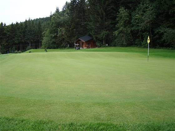 Golfové hit Old Course v eladné, jamka . 4.