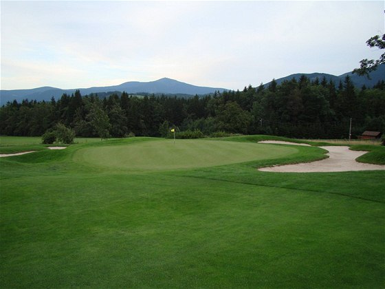 Golfové hit Old Course v eladné, jamka . 5.