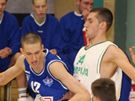 Ondej Balvín v modrém dresu USK Future Stars Praha v duelu proti Olympii Lubla