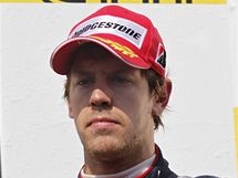 Sebastian Vettel s bronzovou trofej po VC Maarska formule 1.