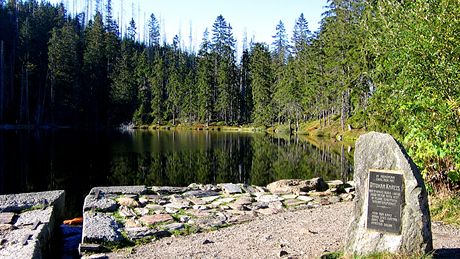 Prá�ilské jezero