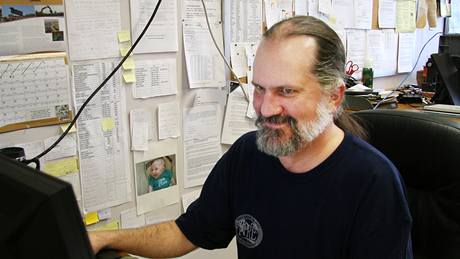 Martin T. O´Connell, 44letý profesor na The University of New Orleans. Zabývá se studiem sladkovodních i mo�ských ryb.