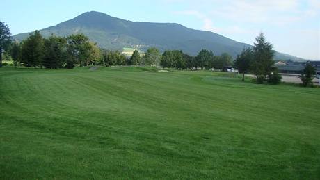 Golfové h�i�t� Old Course v �eladné, jamka �. 9.