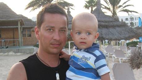 Petr Bende se synem Matyasem na dovolené v Tunisku