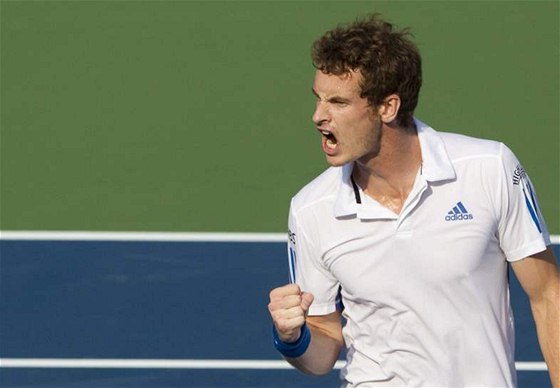 GESTO VÍTZE. Andy Murray na turnaji v Torontu.