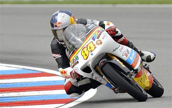 Sedmnáctiletý eský motocyklista Jakub Kornfeil zajel v Brn svj ivotní závod a obsadil v kategorii do 125 ccm páté místo.