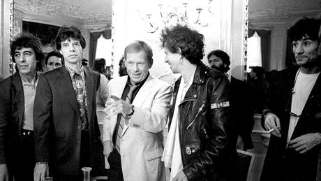 V roce 1990 Havel do Prahy pozval slavnou britskou kapelu Rolling Stones, s...