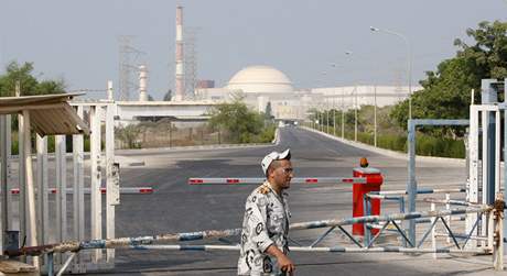 Íránská jaderná elektrárna v Búéhru
