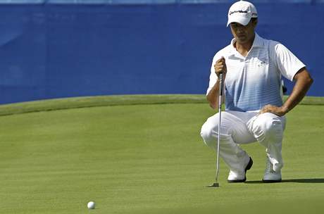 Arjun Atwal, druh kolo Wyndham Championship  2010.