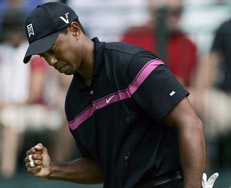 Tiger Woods, první kolo The Barclays 2010.