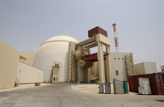 Komplex atomové elektrárny v íránském Buehru.