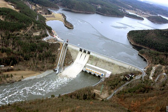 Orlická přehrada byla postavena v letech 1954 až 1961.