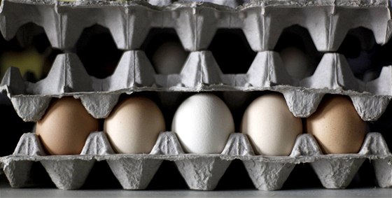 Podle producent ceny vajec neklesnou a do Velikonoc. (Ilustraní snímek)