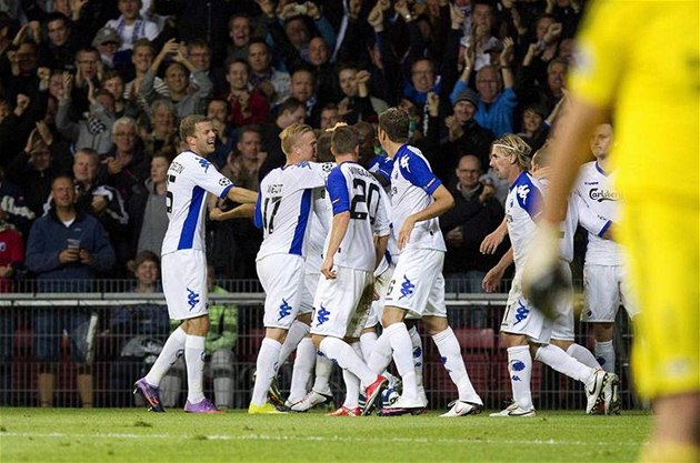 Fotbalisté FC Koda� se radují z postupu do Ligy mistr� p�es Rosenborg Trondheim.