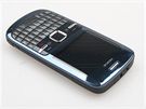 Recenze Nokia C3 telo