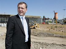 Ministr dopravy Vt Brta navtvil stavbu Svitavsk radily u Krlovopolskch tunel v Brn. (20. srpen 2010)
