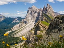 Pohled z vrcholu Seceda (2 518 metr) nabz dolomitsk velikny v pln krse