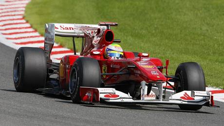 Brazilec Felippe Massa ze stáje Ferrari pi kvalifikaci na Velkou cenu Belgie.