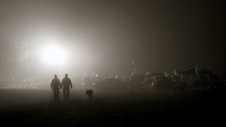 Záchranné práce v chilském Copiapu nepestávají ani v noci. (27. srpna 2010)