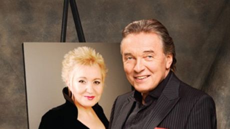 Karel Gott a Eva Urbanová zazpívají v Ostrav v rámci podzimního turné.