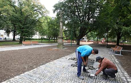 Nedávno proel opravami kromíský park. Zanedlouho budou moct Kromítí vyuívat i nov opravené kino. Ilustraní foto