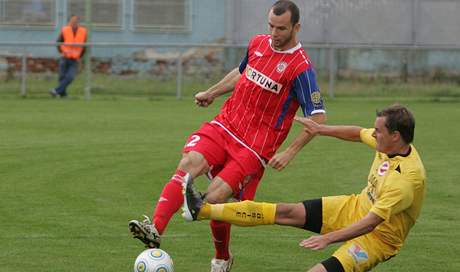 Fotbalisté Brna  (vlevo Frantiek Díal) si proti Bohemians zahrají zase ped televizní kamerou.