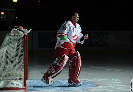 Dominik Haek má za sebou úspný start v KHL. Jeho Spartak Moskva vyhrál na led CSKA Moskva.