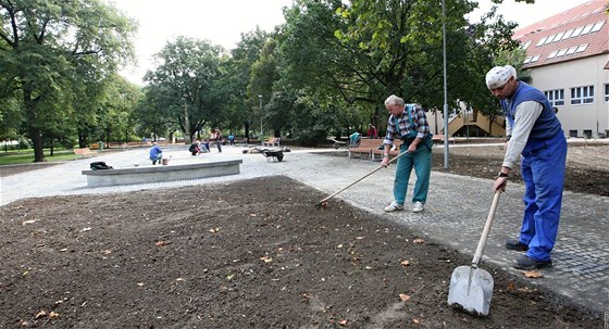 Opravený park v Kromíi