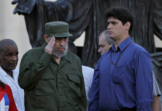 Nkdejí kubánský vdce Fidel Castro opt vystoupil na veejnosti (3. srpna 2010) 
