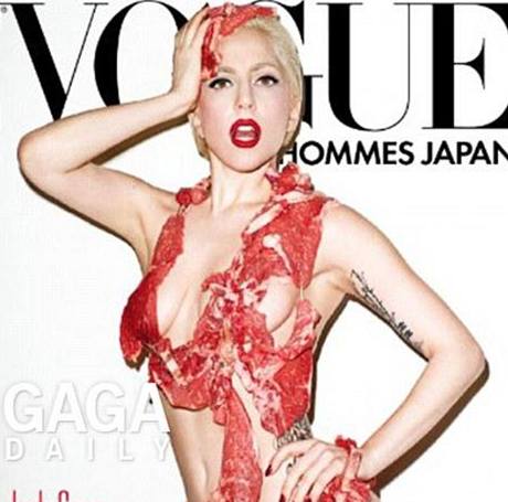 Lady Gaga na oblce asopisu Vogue v bikinch z masa