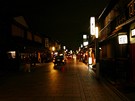 Kjóto v noci. tvr Gion.