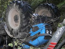 Tragická nehoda traktoru v bývalém lomu na Chrudimsku