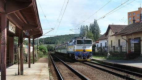 Zanedbaná zastávka Plze-Doubravka  (3.9.2010)