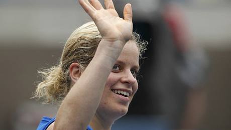 Kim Clijstersová mla pomalý rozjezd, potom ale Kvitovou z kurtu vymazala