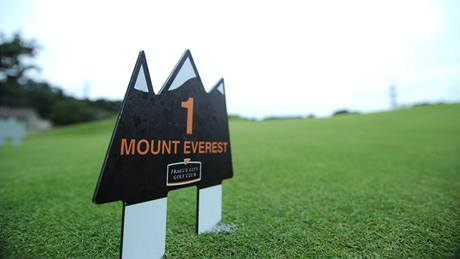 Putting area Himalayas, golfové hit Zbraslav.