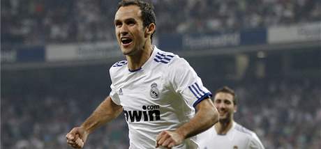 Ricardo Carvalho slav gl Realu Madrid v zpase proti Osasun.