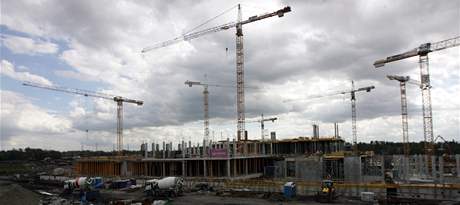 Stavební krize pominula, stavba nového centra Ostravy na území Karoliny je v plném proudu.