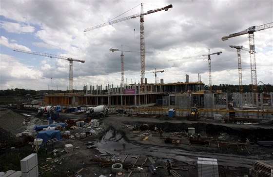 Stavební krize pominula, stavba nového centra Ostravy na území Karoliny je v plném proudu.