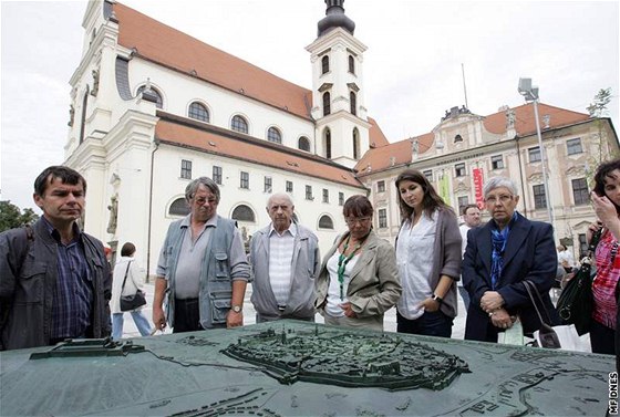 Model Brna na zrekonstruovaném Moravském náměstí se nechá opravit za téměř 300 tisíc korun.