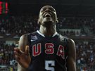 Amerití basketbalisté Kevin Durant (vpravo) a Tyson Chandler se radují z titulu mistr svta