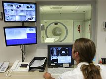 Pracovit je vybaven pstroji pro pikovou diagnostiku pedevm onkologickch onemocnn.