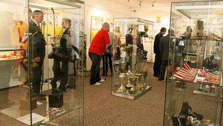 V jihlavském muzeu Vysoiny zaala výstava vnovaná hokejové Dukle