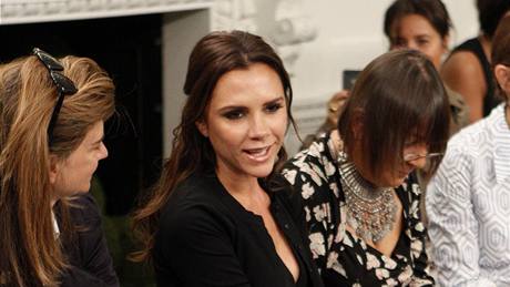 V New Yorku nechybla ani samotná návrháka Victoria Beckham