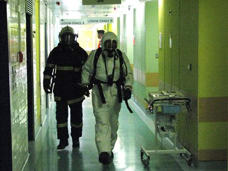 Kvli úniku chmikálií byla ve tvrtek na více ne dv hodiny uzavena ást oddlení úrazové chirurgie Fakultní nemocnice Brno