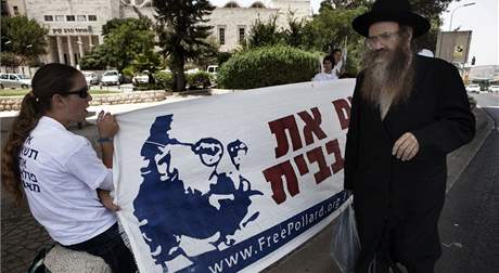 Demonstrace za proputní Jonathana Pollarda v Jeruzalém (13. ervence 2010)