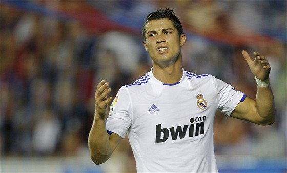 Cristiano Ronaldo z Realu Madrid lituje nepromnné ance