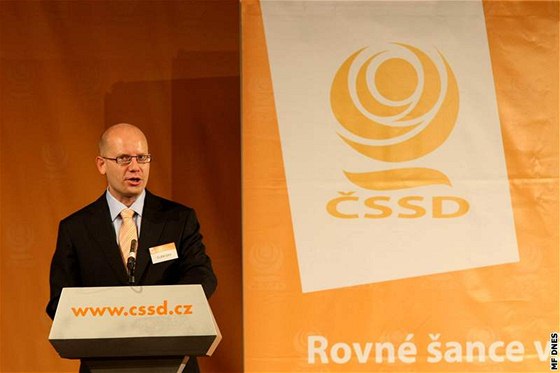 Místopedseda SSD Bohuslav Sobotka vystoupil v úvodu Programové konference a 3. mimoádného zasedání ÚVV SSD v Olomouci.