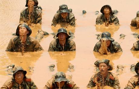 Protiteroristický výcvik čínské armády