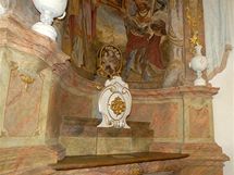 Olt zrekonstruovan Santinniho kaple v Ostrov u Stbra