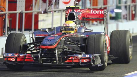 Lewis Hamilton pi tetím tréninku na Velkou cenu Singapuru